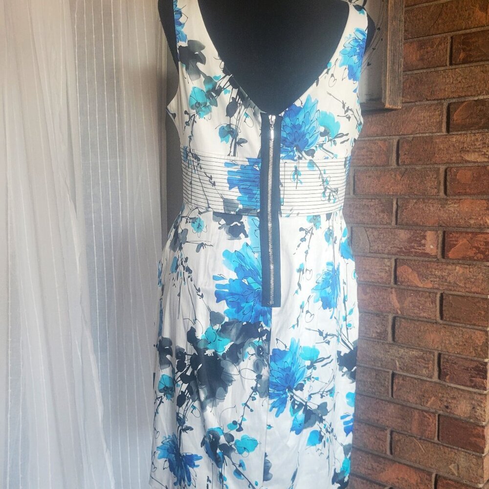 Bisou Bisou Sleeveless Floral Dress - Size 10 - Picture 5 of 8